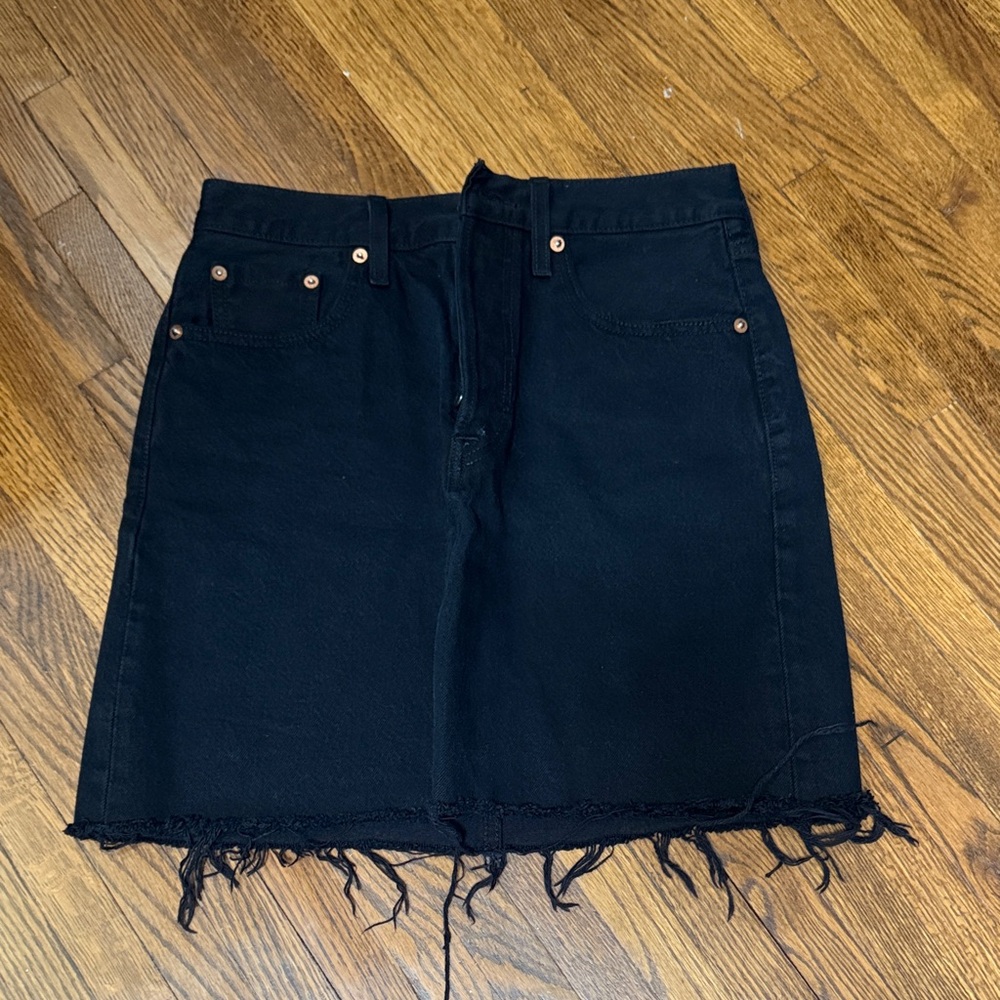 Levi's Black Denim Skirt
